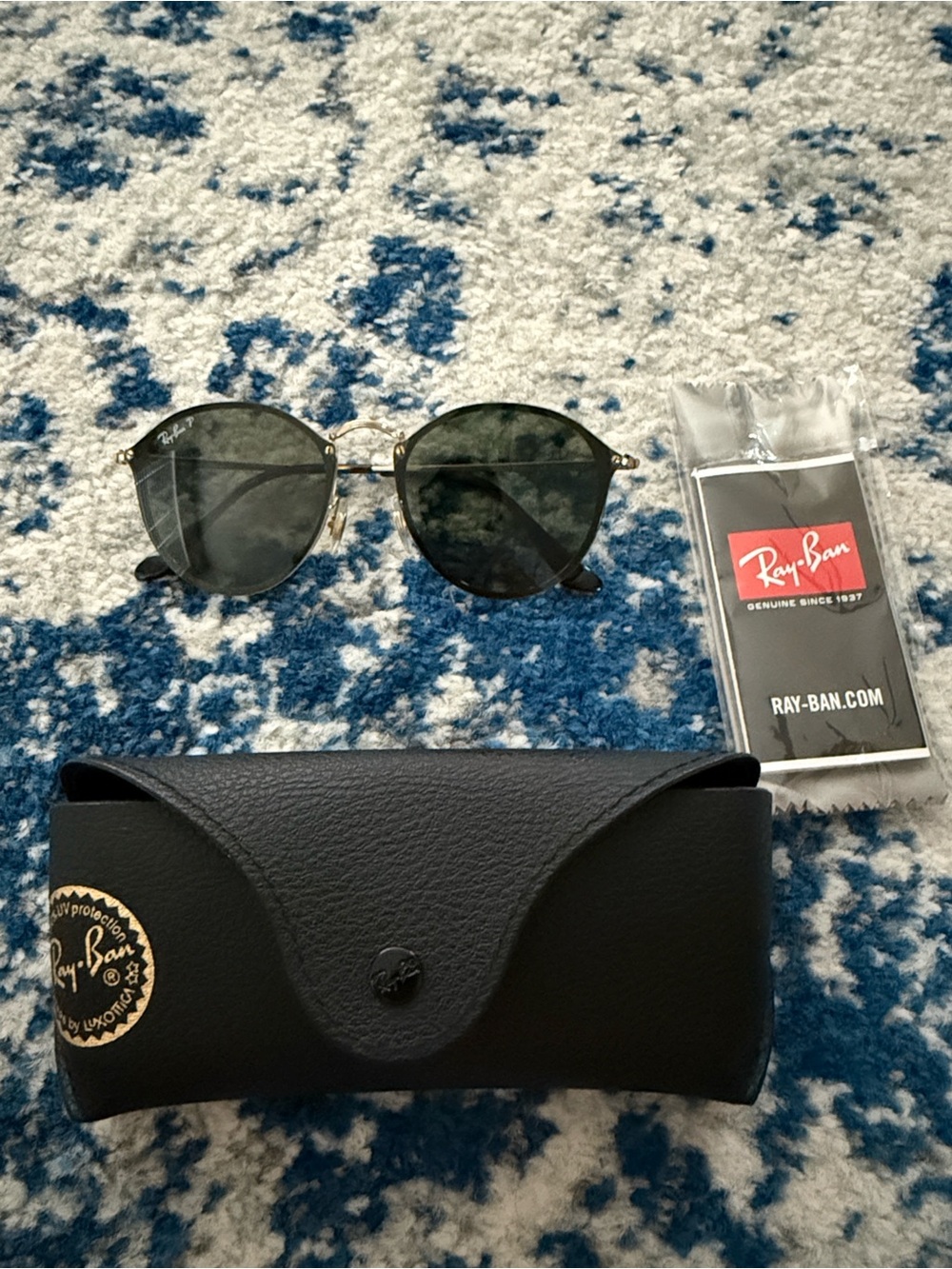 Ray-Ban Round Metal Sunglasses Black Lenses Gold Frame